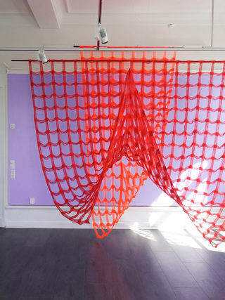 <I>Textile bathing</i>   (2023)
<br>Photo: Mirjam Hemström Farsi</br>